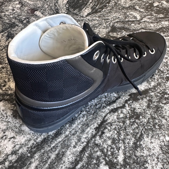 Louis Vuitton Damier Graphite Pattern Nylon Sneakers - Picture 6 of 11
